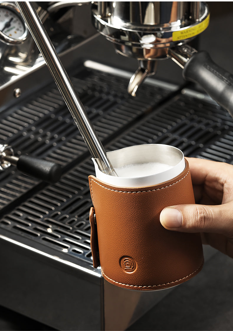 zeroHero Handle-less Milk Pitcher 450 mL (White)